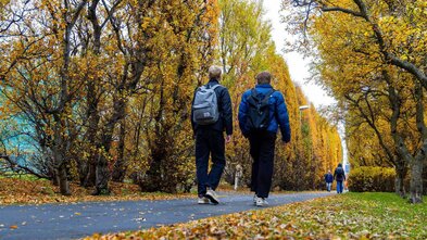 Tíu þúsund börn búi á heimilum undir lágtekjumörkum