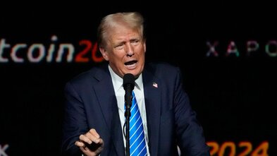 Trump segir að árásum á orkuinnviði verði hætt