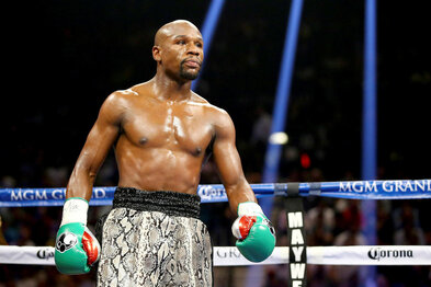 Mayweather ákærður vegna 25 milljóna gúmmítékka