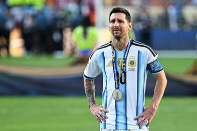 Myndskeið: Tilfinningarnar báru Messi ofurliði