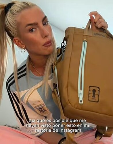 Messi færði liðsfélögum sínum gjafir úr gulli