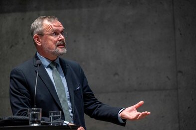 Beint: Hærri skattar, töpuð tækifæri?
