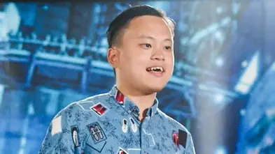 Manstu eftir William Hung - Þetta er hann að fást við í dag