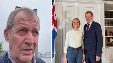 Spunameistarinn Alastair Campbell mærir íslenska sumarsuddann