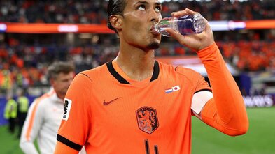Varkár Van Dijk vill ekki sjá vatnspásur