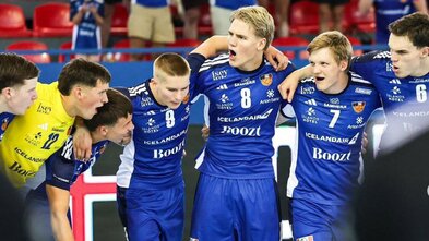 Stráklingarnir okkar fóru illa með Króata í fjórða sigrinum í röð á EM