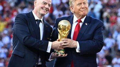Infantino sagður biðla til Trump um hjálp