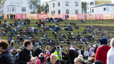 Einn hand­tekinn vegna grófrar líkams­á­rásar