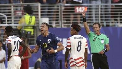 Gagn­rýnir á­kvörðun FIFA: „Skítafýla af þessu“