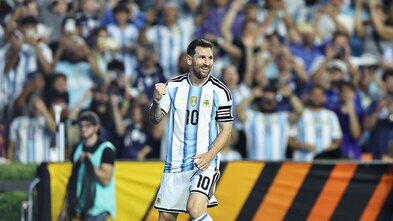 Argentína - Ísland 3-0 | Messi messa vestanhafs