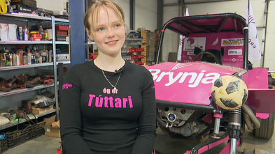 Langyngsti keppandinn smíðaði bleika tryllitækið Túttuna