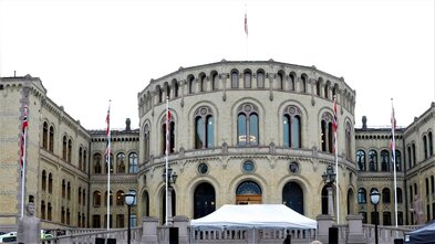 Hakkarar tóku niður vef norska stórþingsins