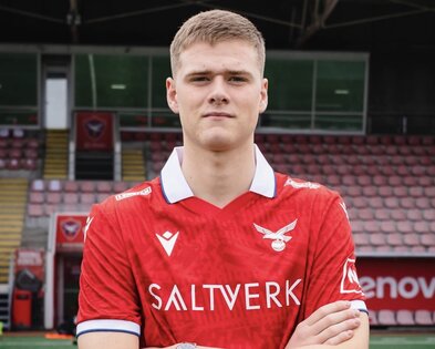 Valur staðfestir komu Tómasar Bjarka sem kemur frítt frá Njarðví